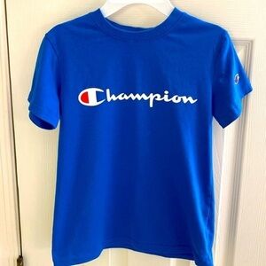 NWOT champion Tee youth boys size S